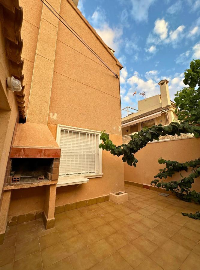 Chalet En La Mata A 50 Metros De La Playa 托雷维耶哈 外观 照片